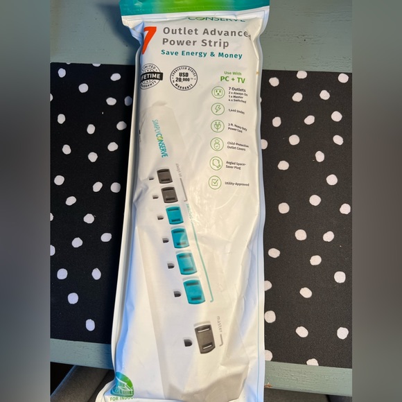 Simply Conserve 7-outlet advanced power strip NEW - Picture 1 of 6